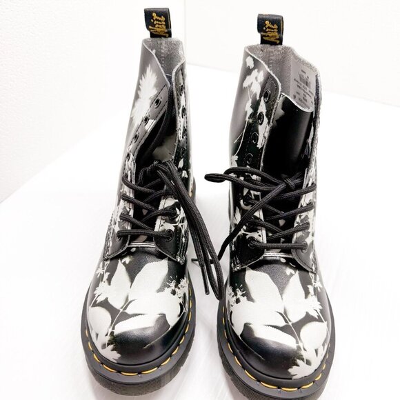 Dr. Martens 1460 Pascal Boots Women's 6 Multi Phantom Floral Lace Up Combat NIB - Picture 13 of 14